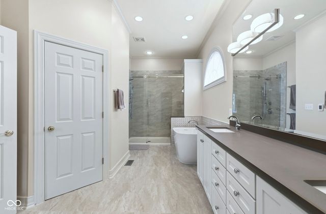 13137 Brooks Landing Place, Carmel, IN 46033