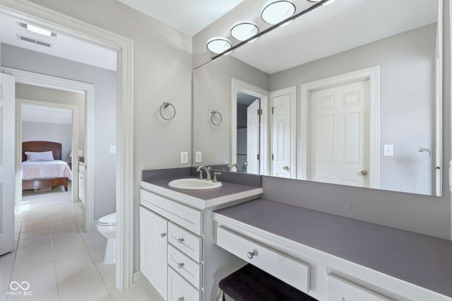 13137 Brooks Landing Place, Carmel, IN 46033