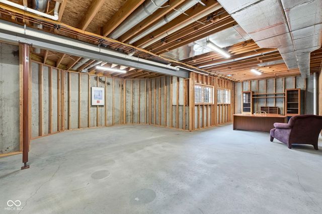 13137 Brooks Landing Place, Carmel, IN 46033