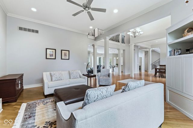 13137 Brooks Landing Place, Carmel, IN 46033