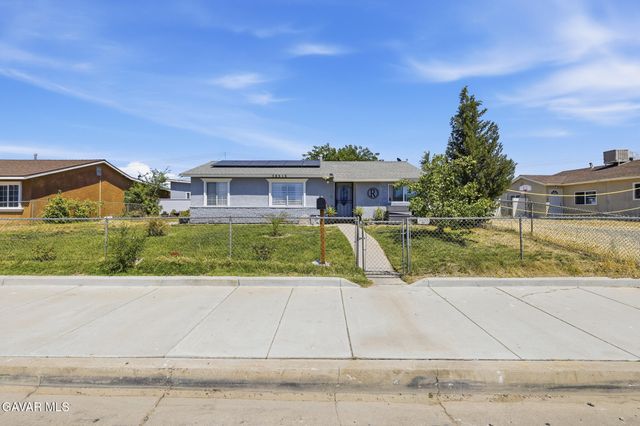 38512 E 30th Street, Palmdale, CA 93550