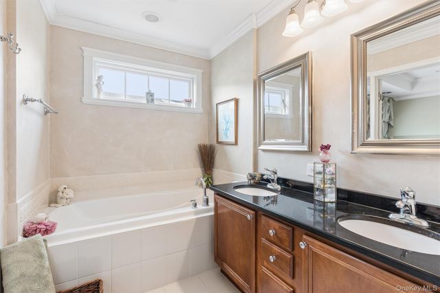 178 Southampton Drive, Massapequa, NY 11758