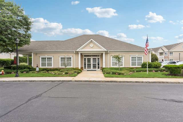 178 Southampton Drive, Massapequa, NY 11758