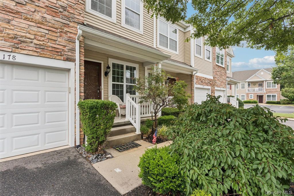 178 Southampton Drive, Massapequa, NY 11758 — exterior