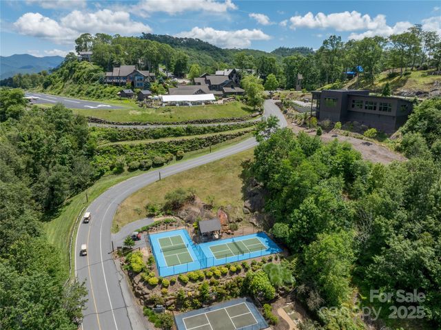 296 Austin Mountain Drive, Burnsville, NC 28714