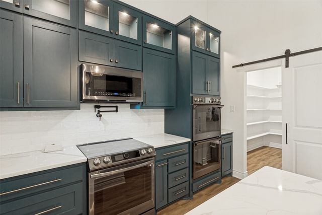 180 Kincannon Lane, New Fairview, TX 76078