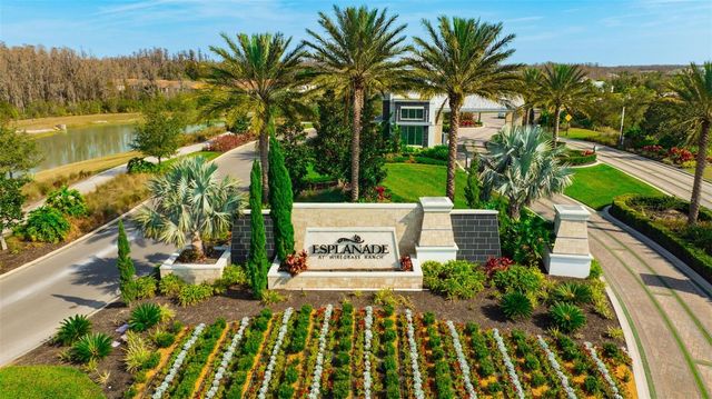 4270 CAIROLI COURT, Wesley Chapel, FL 33543