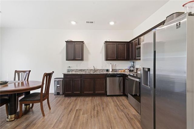 1113 Union Pacific Way, Cartersville, GA 30120