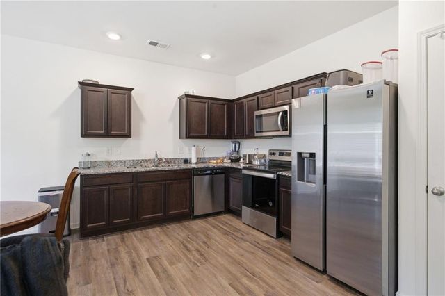 1113 Union Pacific Way, Cartersville, GA 30120