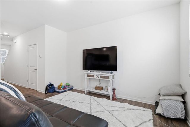 1113 Union Pacific Way, Cartersville, GA 30120