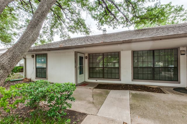 13719 Flagstone Lane, Dallas, TX 75240