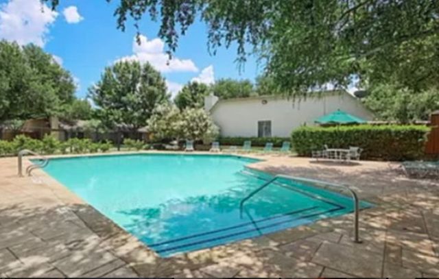 13719 Flagstone Lane, Dallas, TX 75240