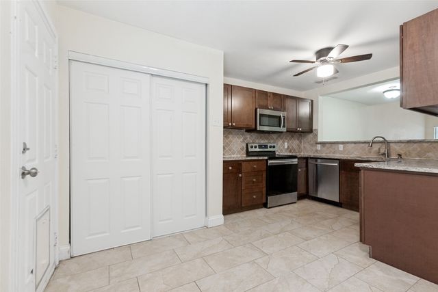 13719 Flagstone Lane, Dallas, TX 75240