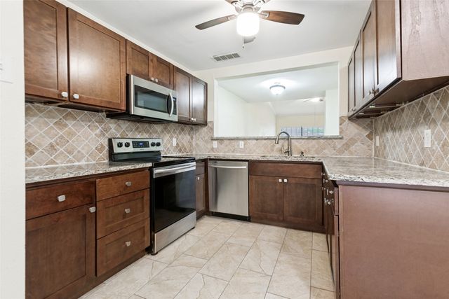 13719 Flagstone Lane, Dallas, TX 75240