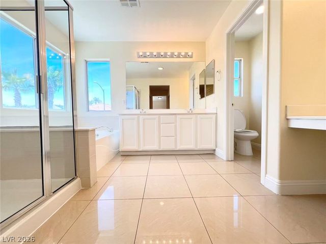 9891 Ridge Hill Avenue, Las Vegas, NV 89147