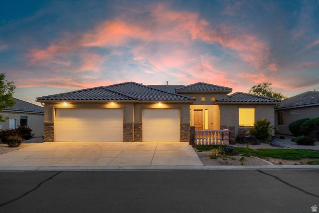 1109 N VENTANA DR, Washington, UT 84780