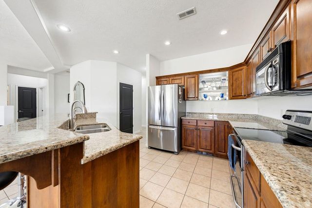 1109 N VENTANA DR, Washington, UT 84780