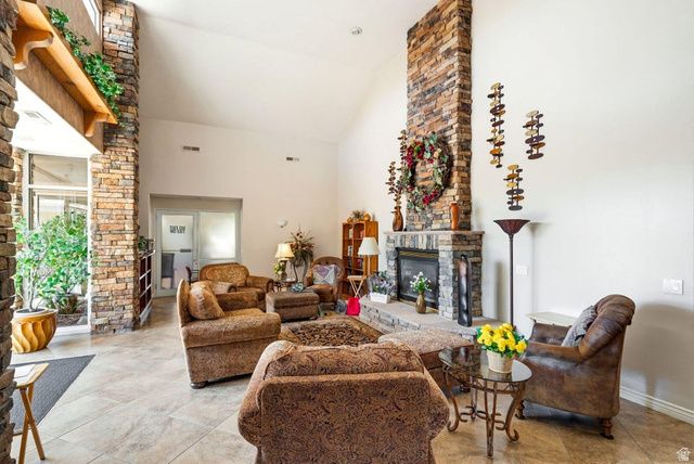 1109 N VENTANA DR, Washington, UT 84780