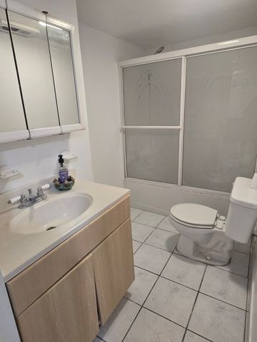 2330 N Kildare Avenue, Chicago, IL 60639