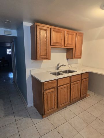 2330 N Kildare Avenue, Chicago, IL 60639