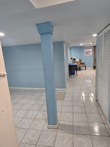 2330 N Kildare Avenue, Chicago, IL 60639