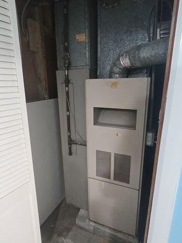 2330 N Kildare Avenue, Chicago, IL 60639