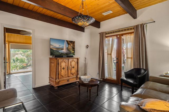3500 La Sala Redonda NE, Albuquerque, NM 87111