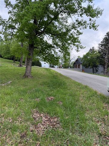 26 Rocky Top, Holiday Island, AR 72631