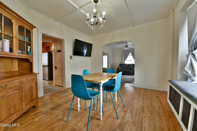 7 Grant Avenue, Amsterdam, NY 12010