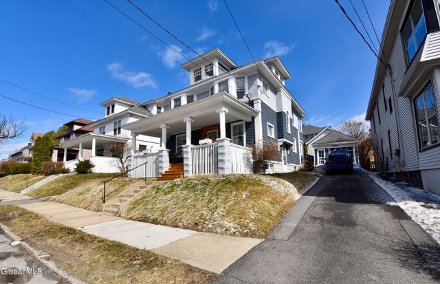 7 Grant Avenue, Amsterdam, NY 12010