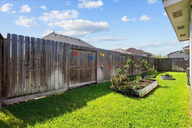 15022 Sierra Ridge Drive, Humble, TX 77396