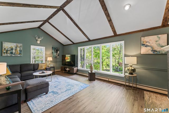 7 Arapaho Road, Brookfield, CT 06804