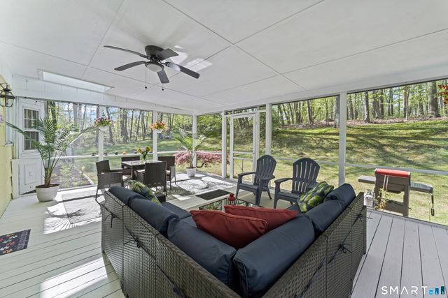 7 Arapaho Road, Brookfield, CT 06804