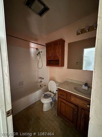 1713 Craftwoods Circle, Fort Smith, AR 72903