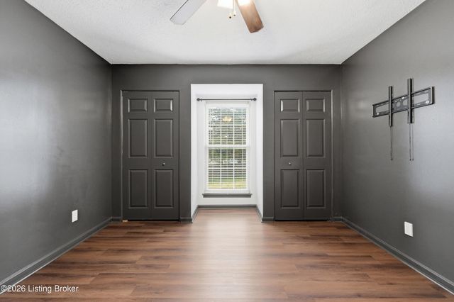 11607 Deham Dr, Louisville, KY 40241