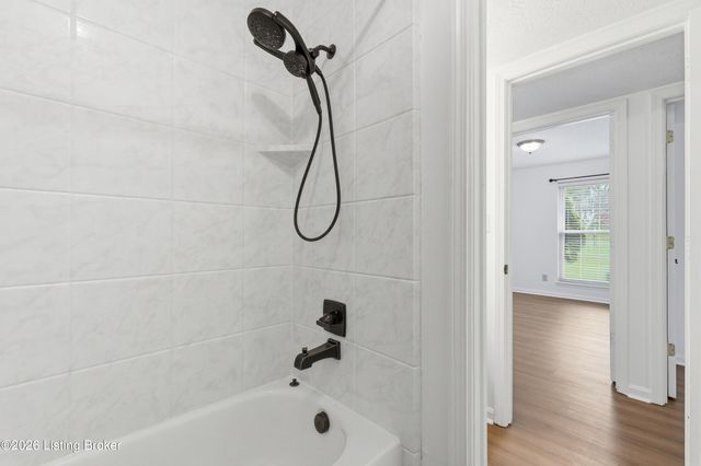 11607 Deham Dr, Louisville, KY 40241