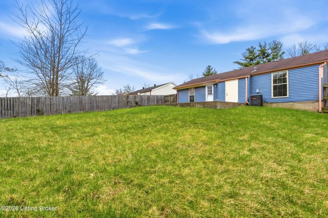 11607 Deham Dr, Louisville, KY 40241