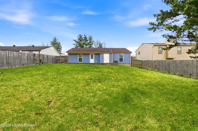 11607 Deham Dr, Louisville, KY 40241