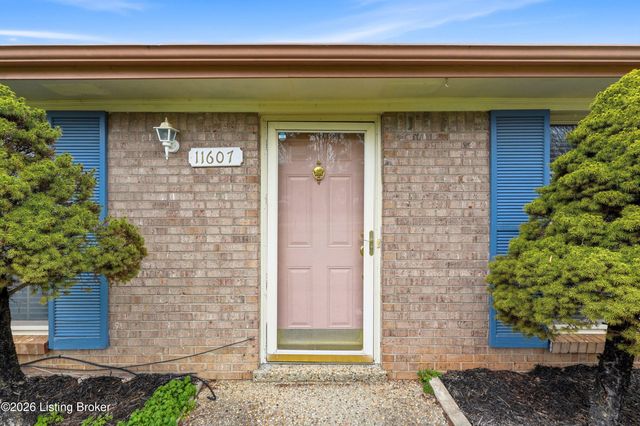 11607 Deham Dr, Louisville, KY 40241