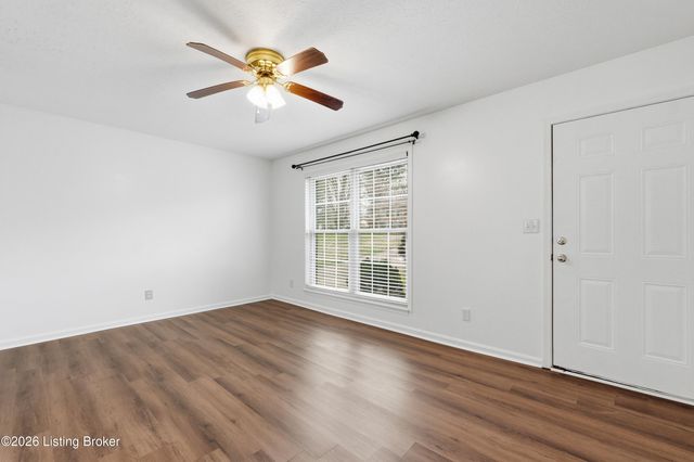 11607 Deham Dr, Louisville, KY 40241