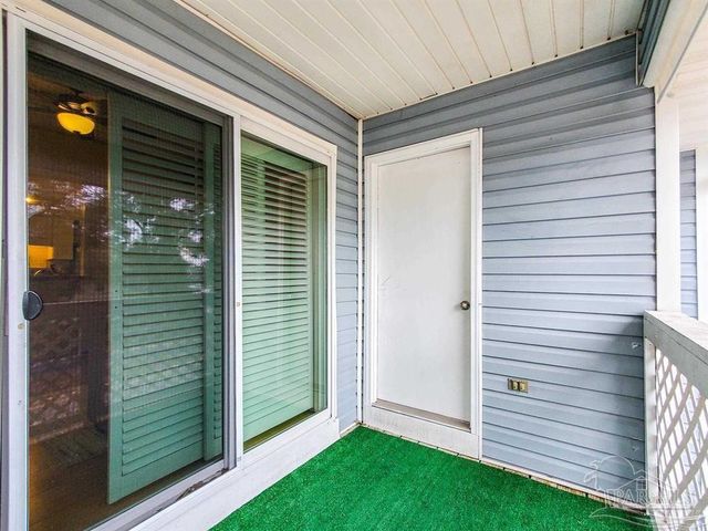 601 E Burgess E4, Pensacola, FL 32504