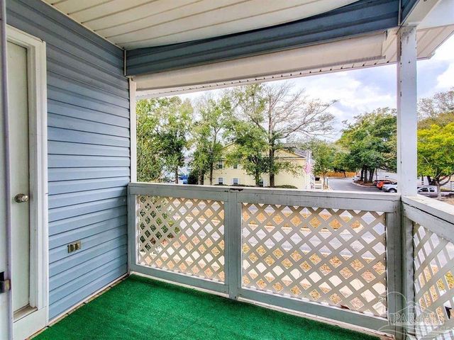 601 E Burgess E4, Pensacola, FL 32504