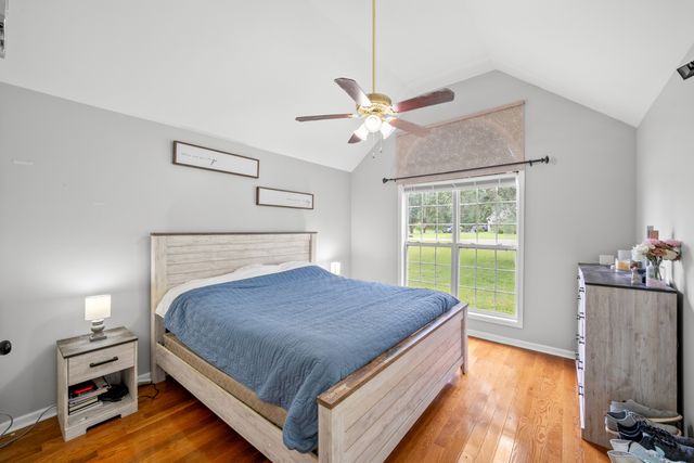 358 Bookout Ln, Cowan, TN 37318