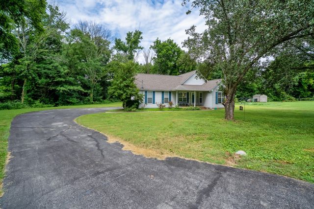 358 Bookout Ln, Cowan, TN 37318