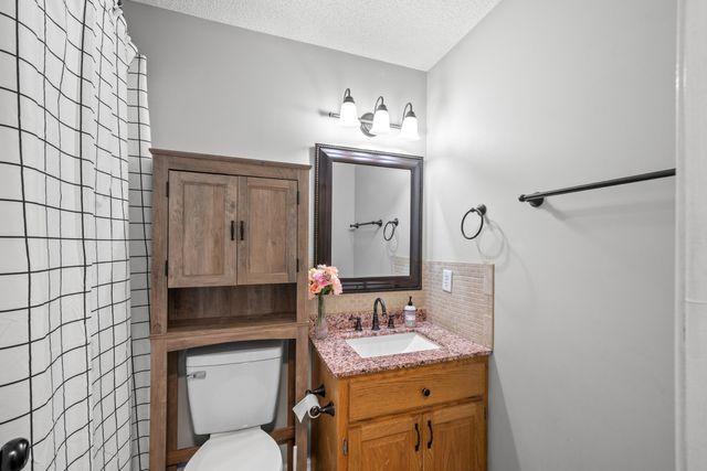 358 Bookout Ln, Cowan, TN 37318