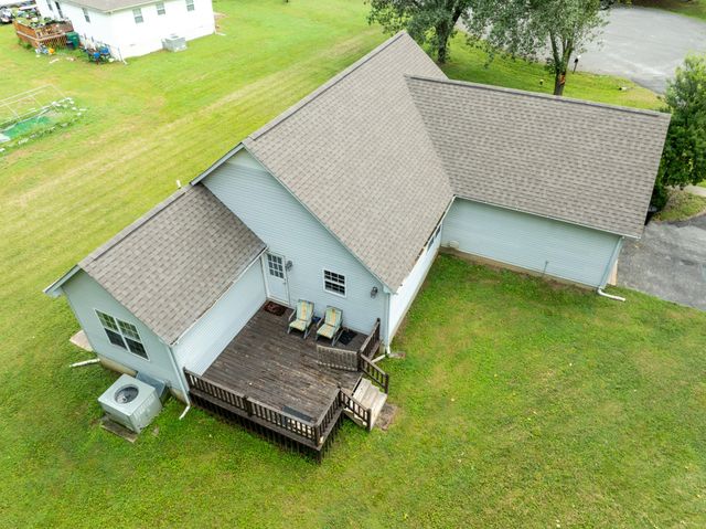 358 Bookout Ln, Cowan, TN 37318