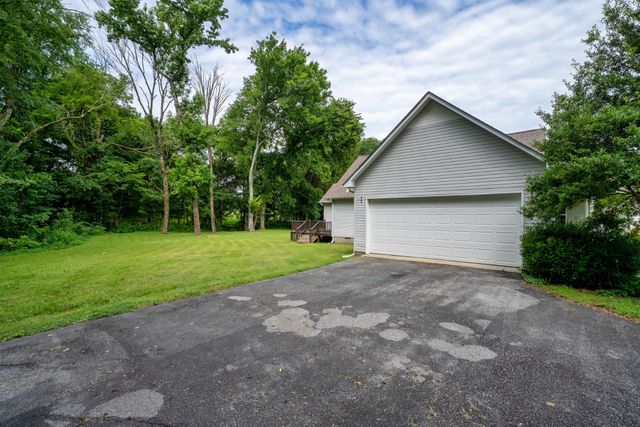 358 Bookout Ln, Cowan, TN 37318