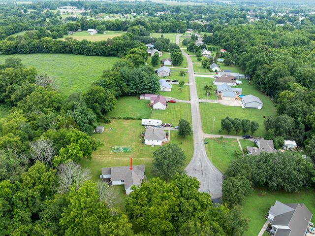 358 Bookout Ln, Cowan, TN 37318