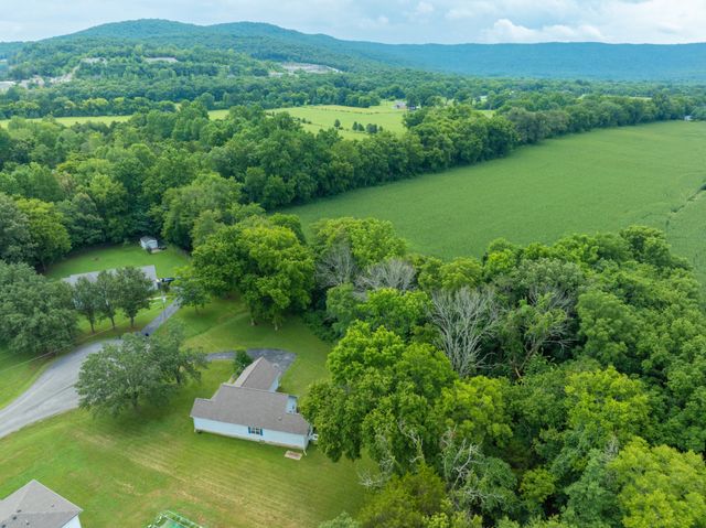 358 Bookout Ln, Cowan, TN 37318
