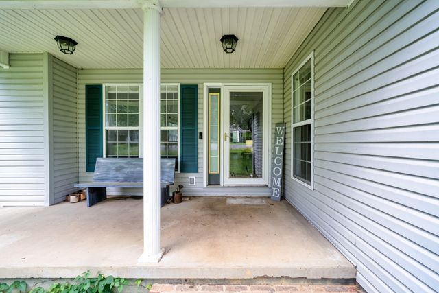 358 Bookout Ln, Cowan, TN 37318